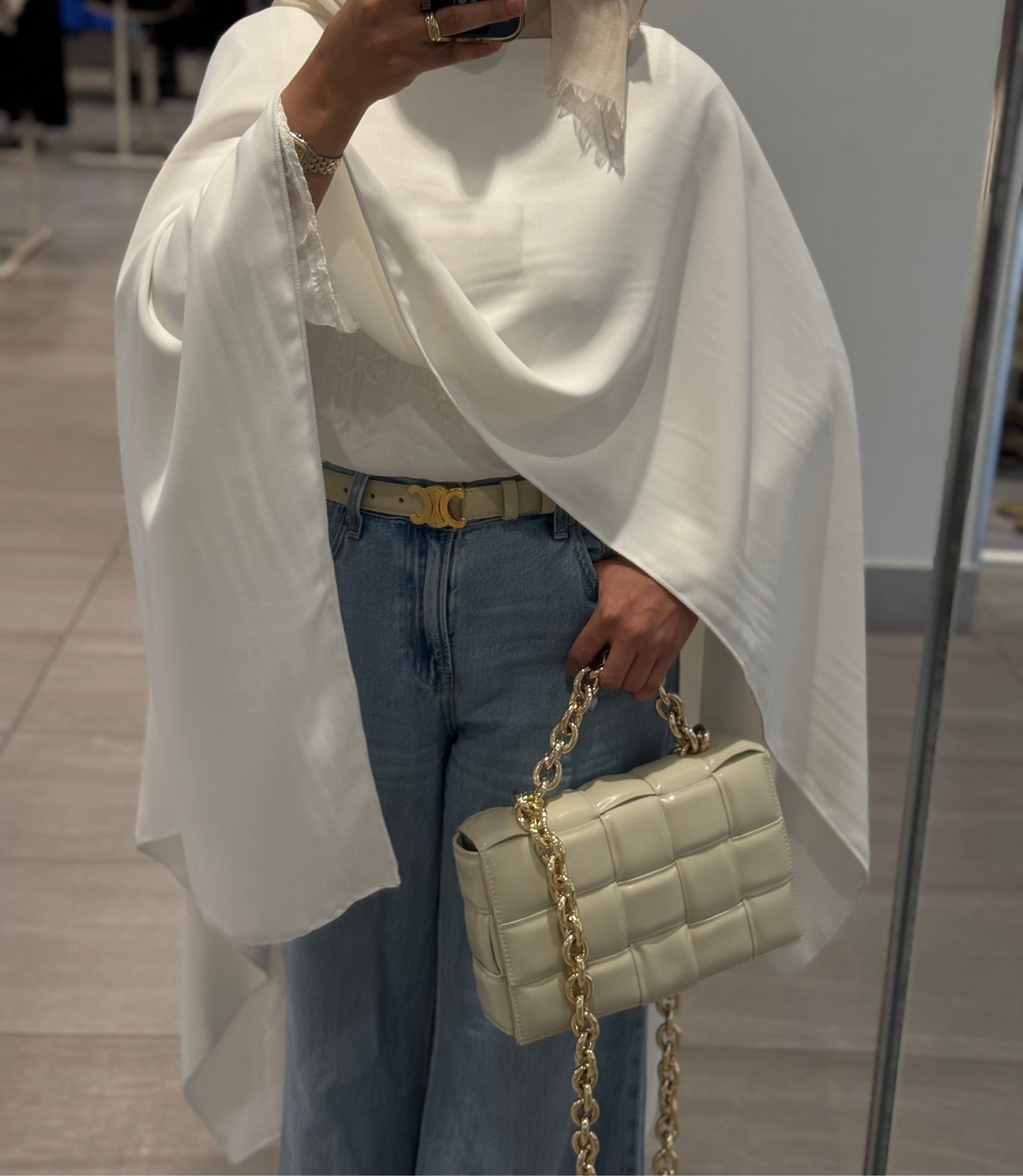 Cropped cape