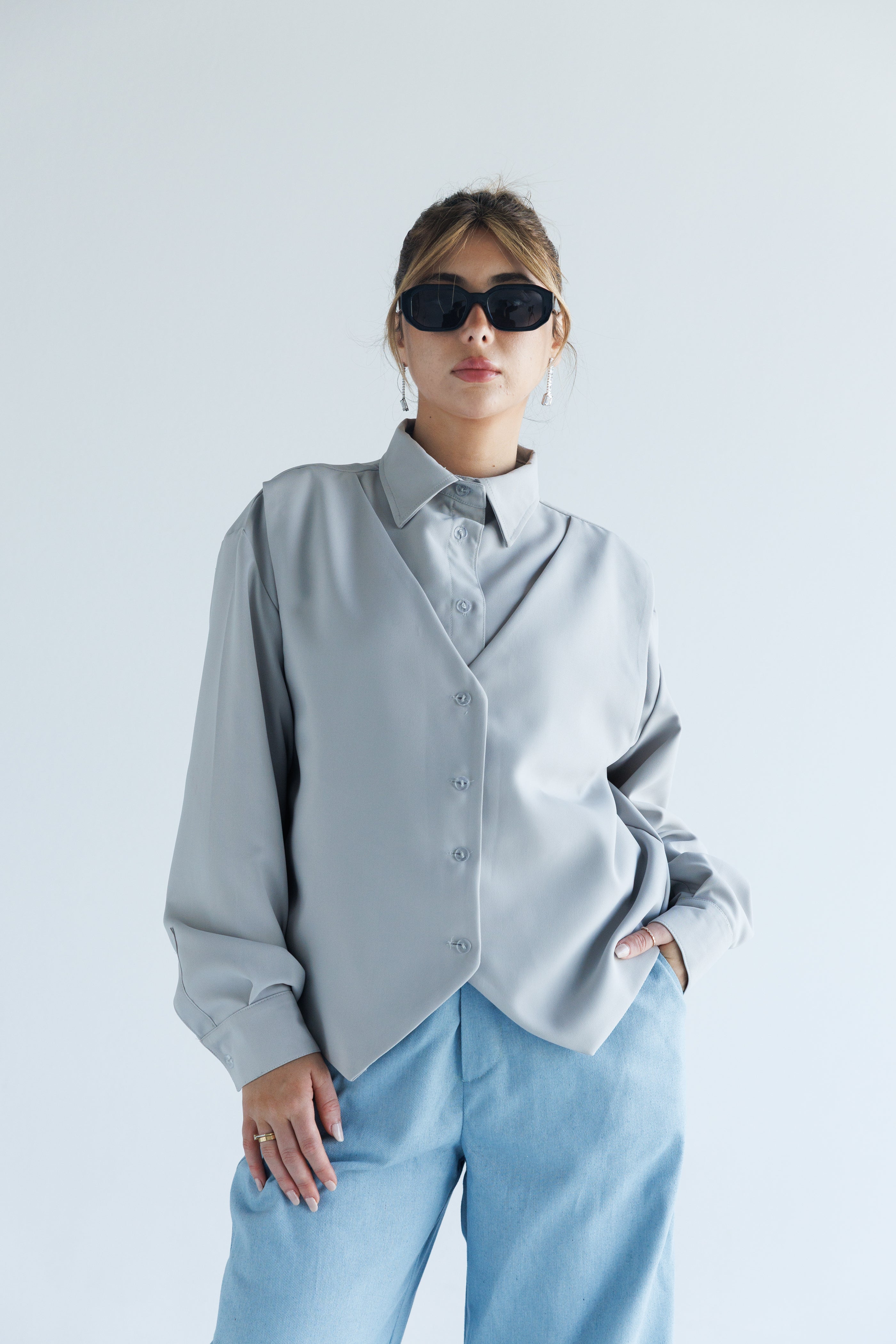 Vest shirt (gray)
