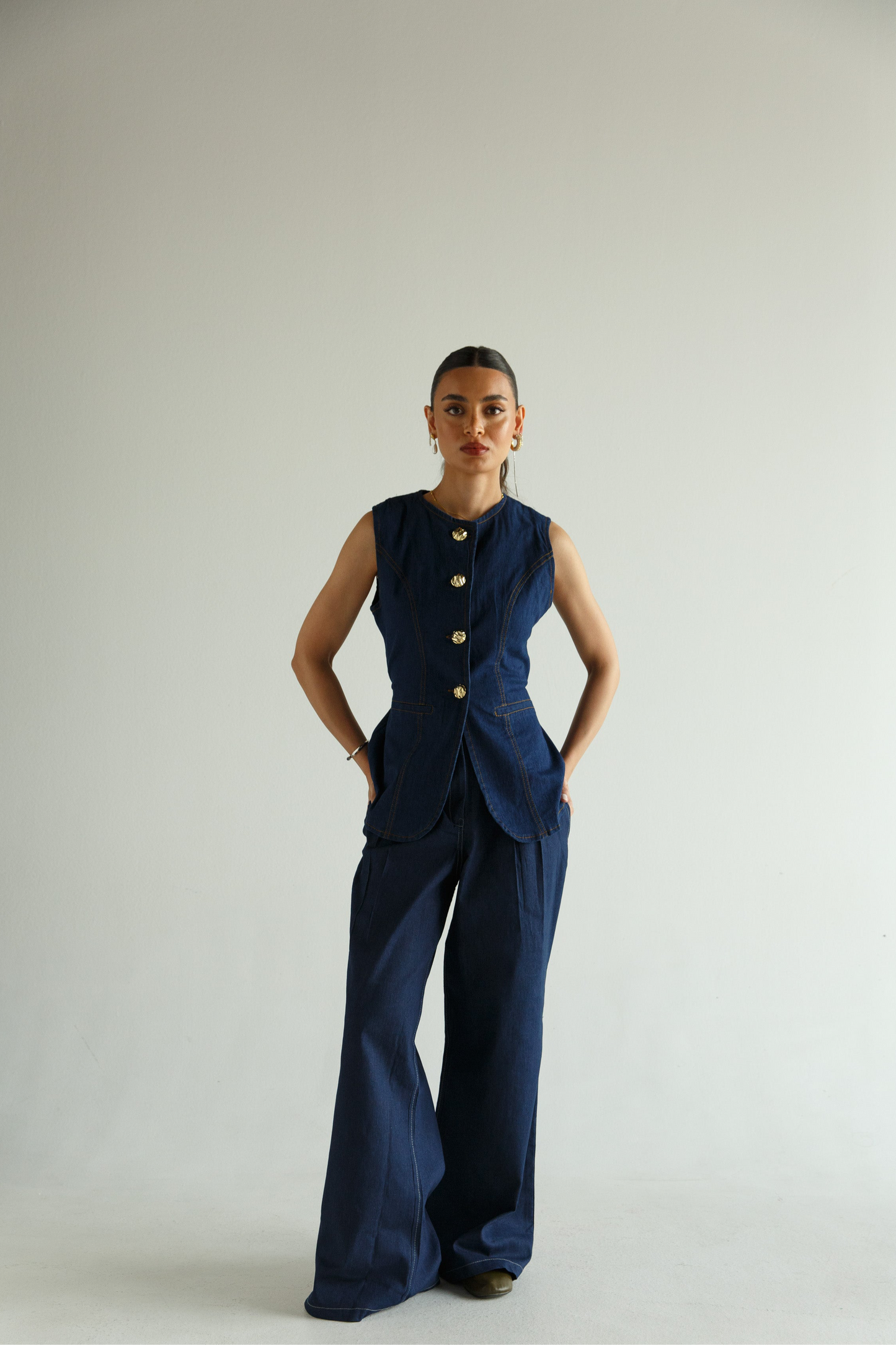 golden buttons set