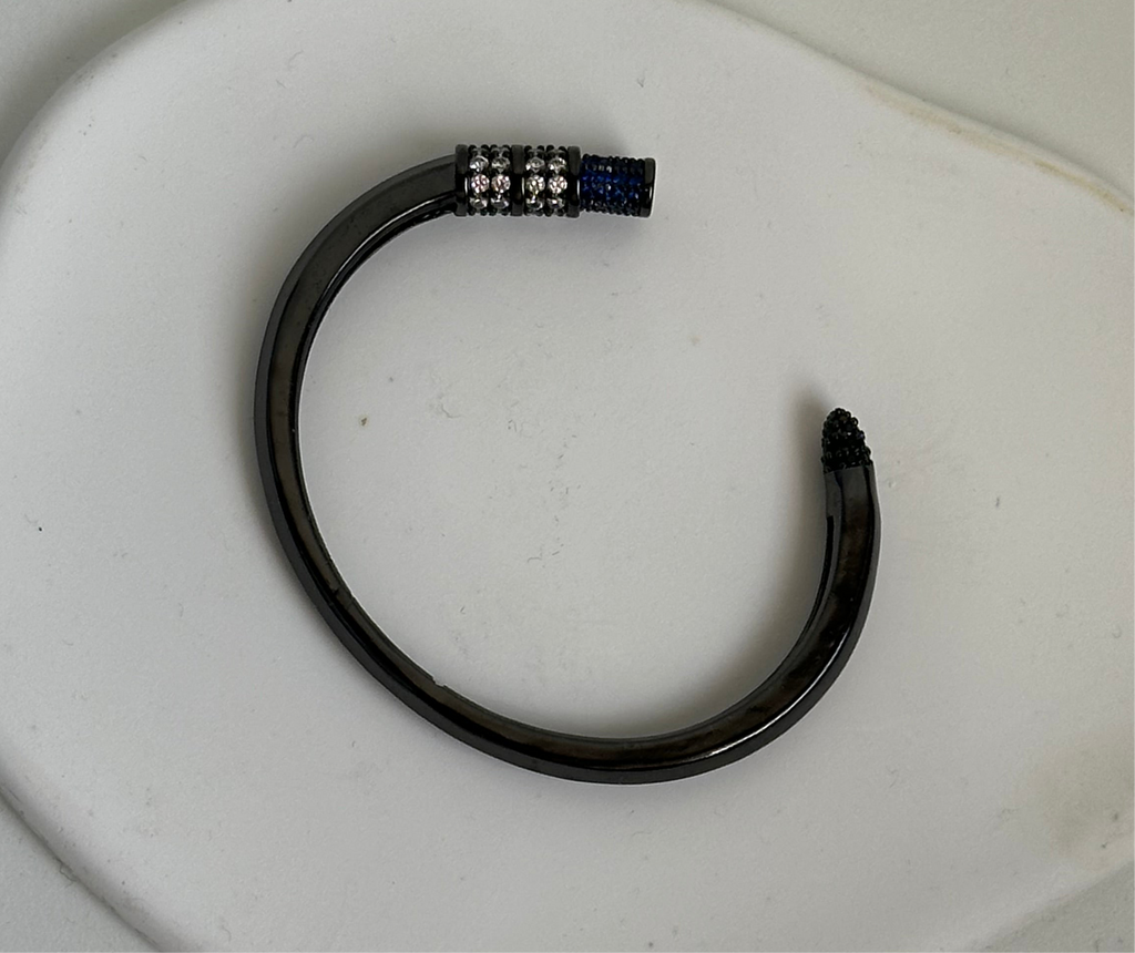 Pencil bracelet