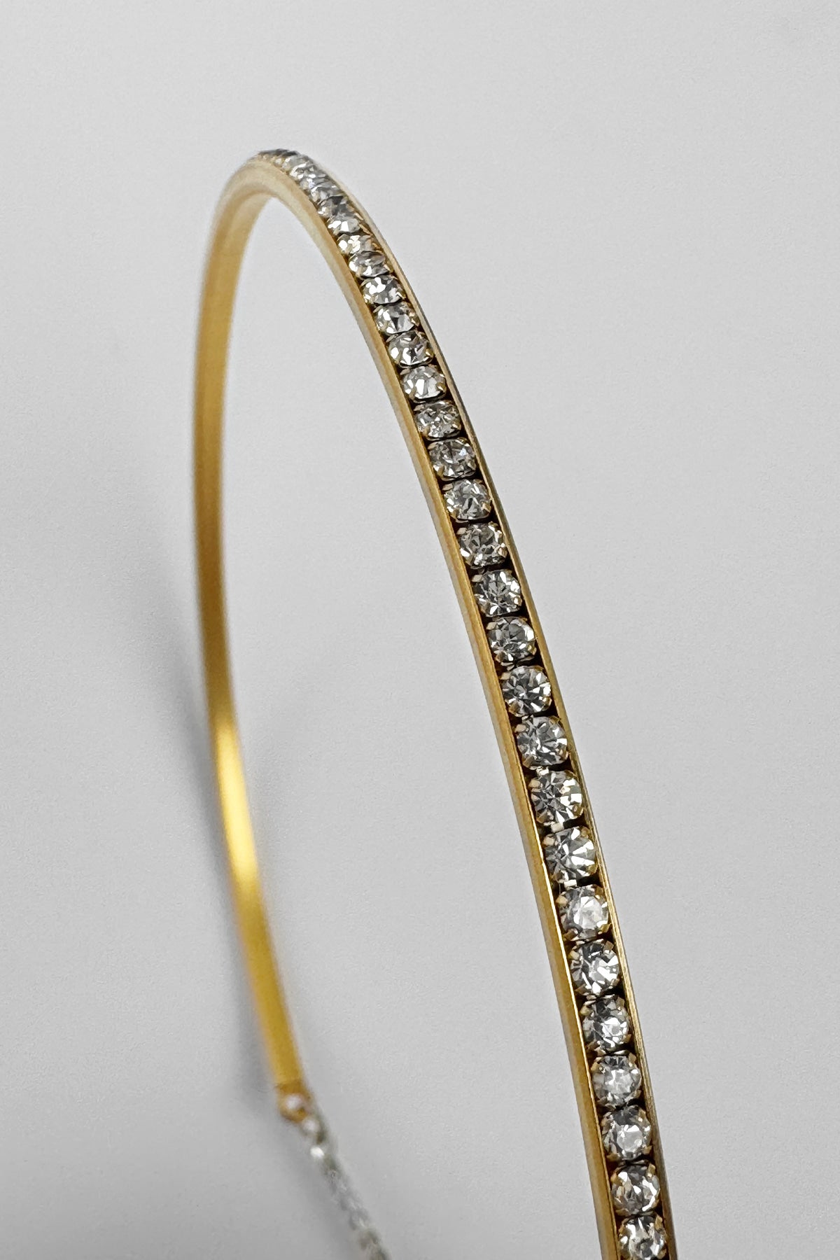crystal choker