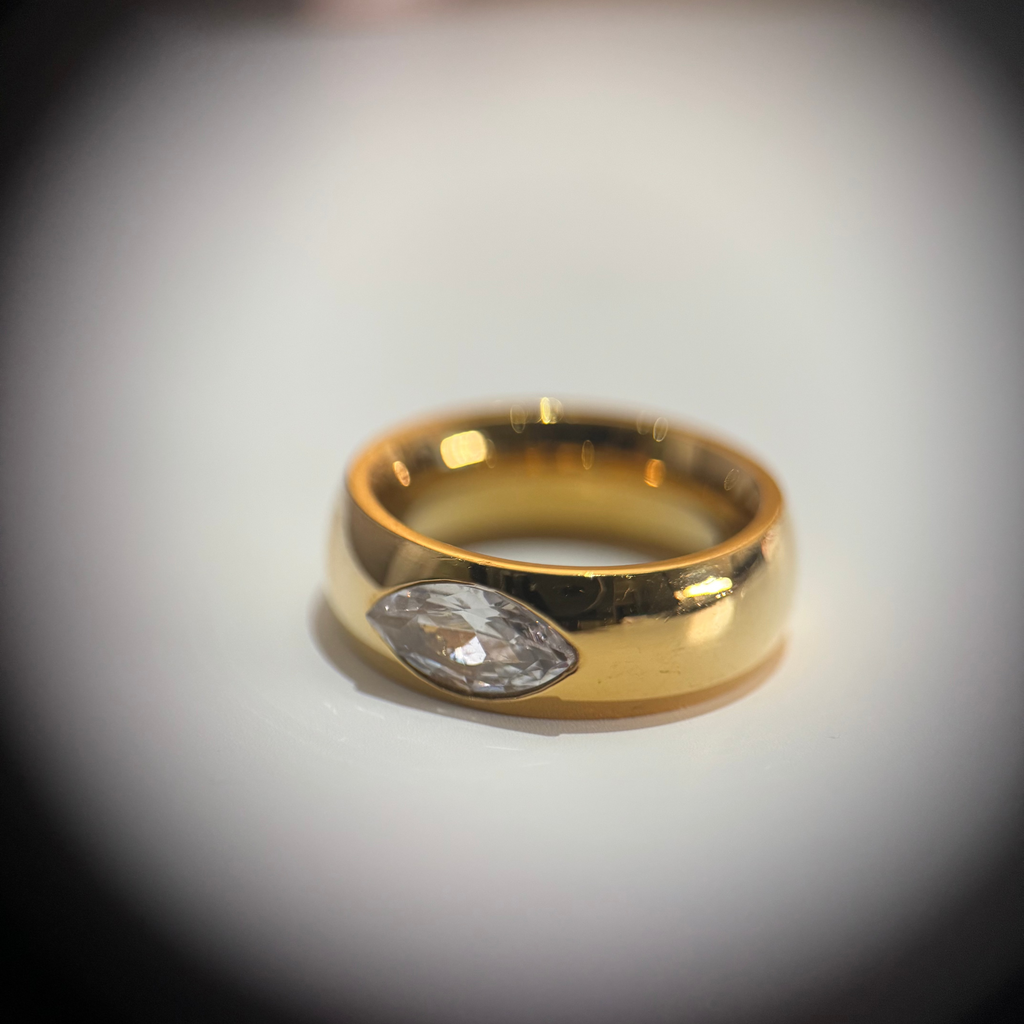 crystal eye ring